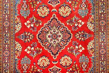 A Golpaygan carpet, c. 314 x 213 cm.