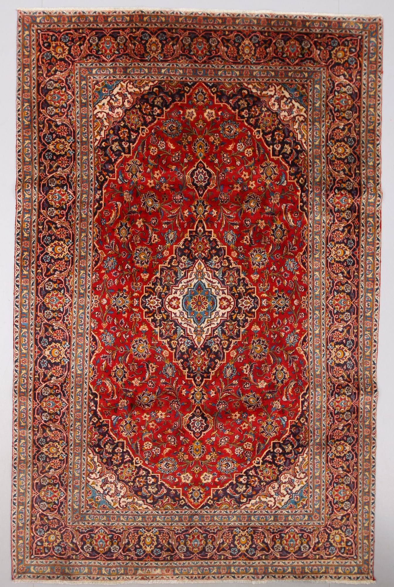 MATTA, Keshan, old, ca 302 x 193 cm.