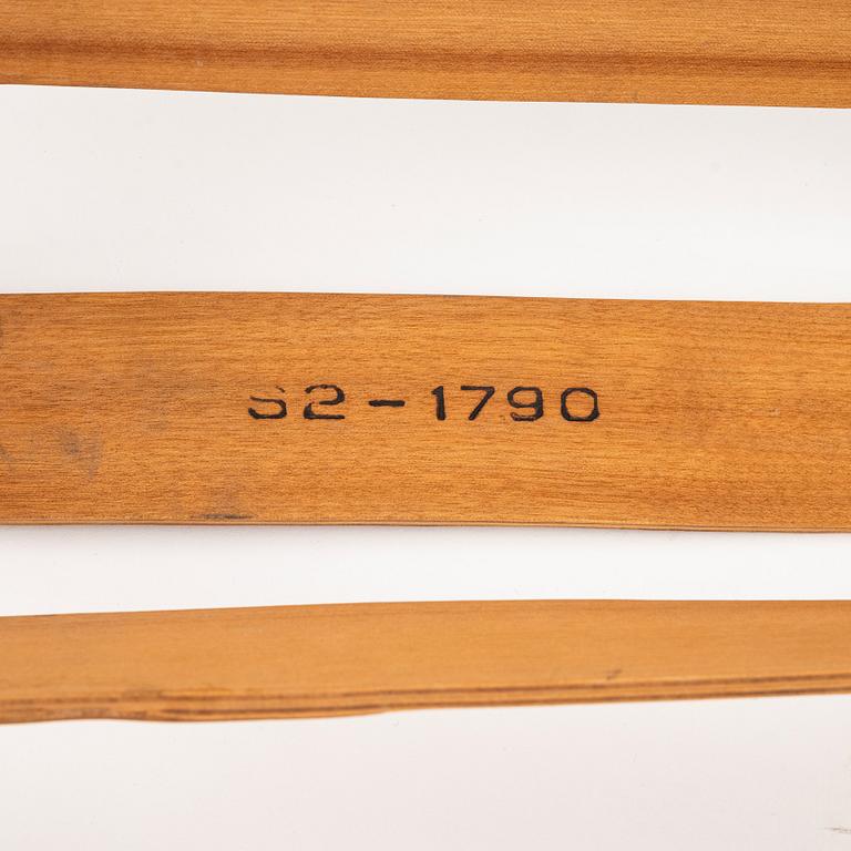 Charles & Ray Eames, an "S2-1790", "Legsplint", Evans, USA, 1940s.
