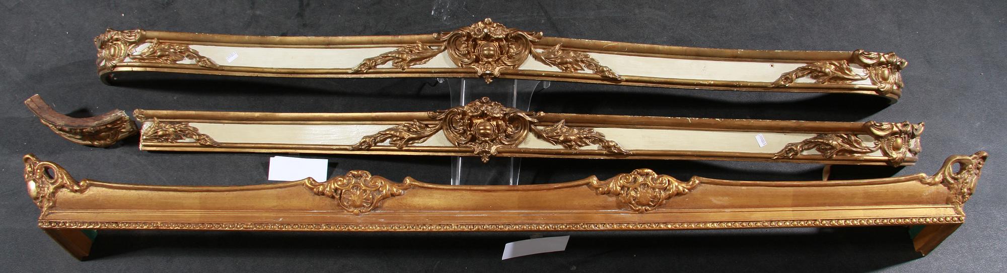 KORNISCHER 2+1, trä, 1900-tal.