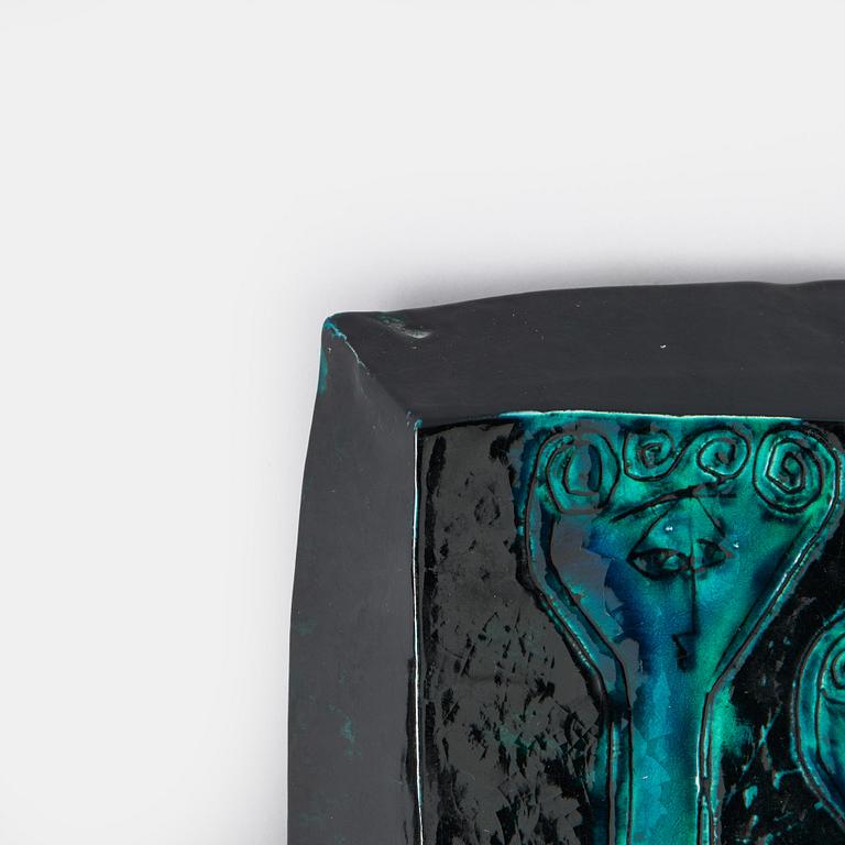 Birger Kaipiainen, väggrelief, stengods signerad Kaipiainen.