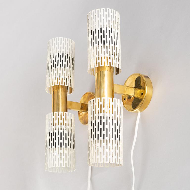 Harald Notini, a pair of wall lamps model "8820", Arvid Böhlmarks Lampfabrik, Stockholm, 1940s-50s.