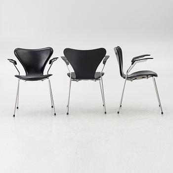 Arne Jacobsen, Armchairs, 3 pcs, “Series 7”, Fritz Hansen.