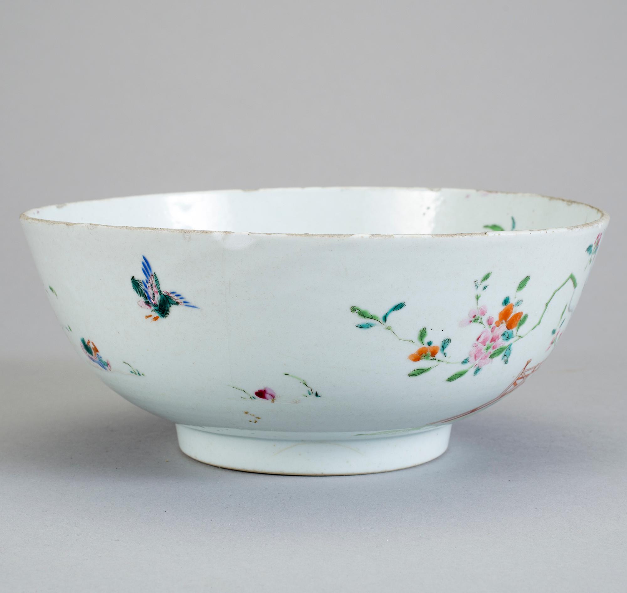 SKÅL, porslin, Kina, Qianlong (1736-95).
