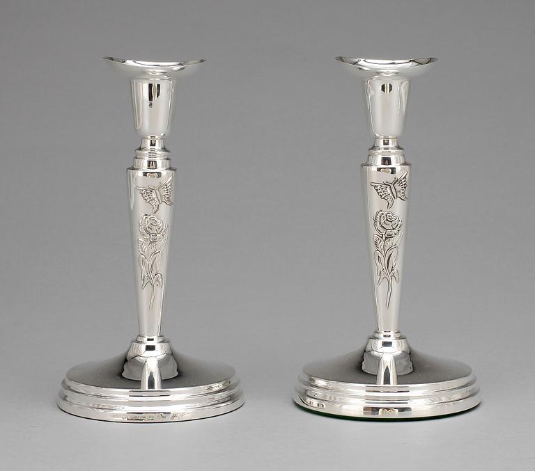 LJUSSTAKAR, ett par, sterling silver, Meya Lerible, MEMA, Linköping 1997.