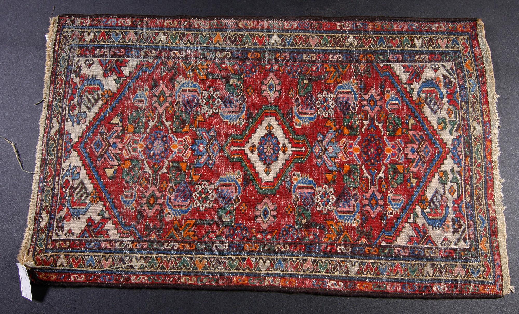 MATTA, orientalisk. Ca 125 x 76.