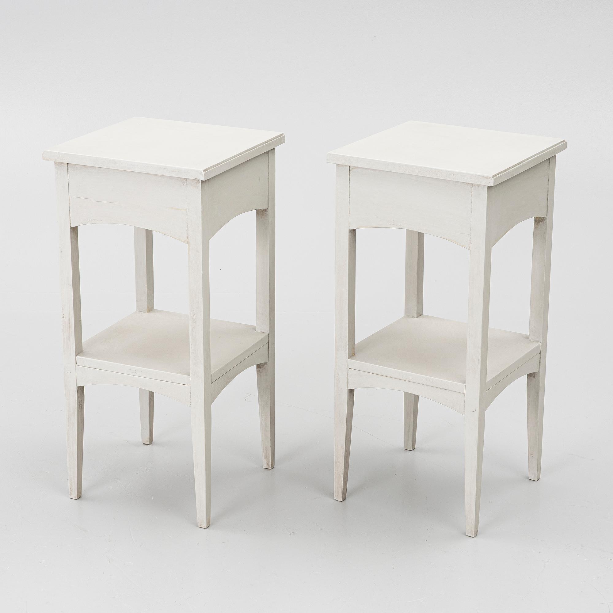 Bedside tables, a pair, 20th century.