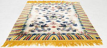 Matta semiantik silke Kina, ca 185 x 122 cm.