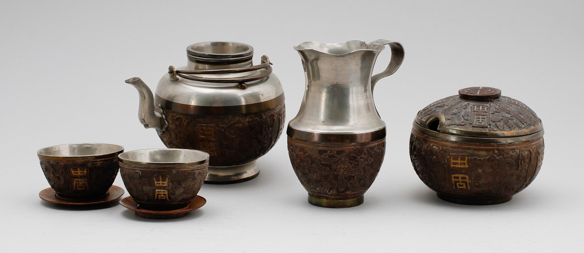 TESERVIS, 12 del, ostindisk, 1800-/1900-tal.