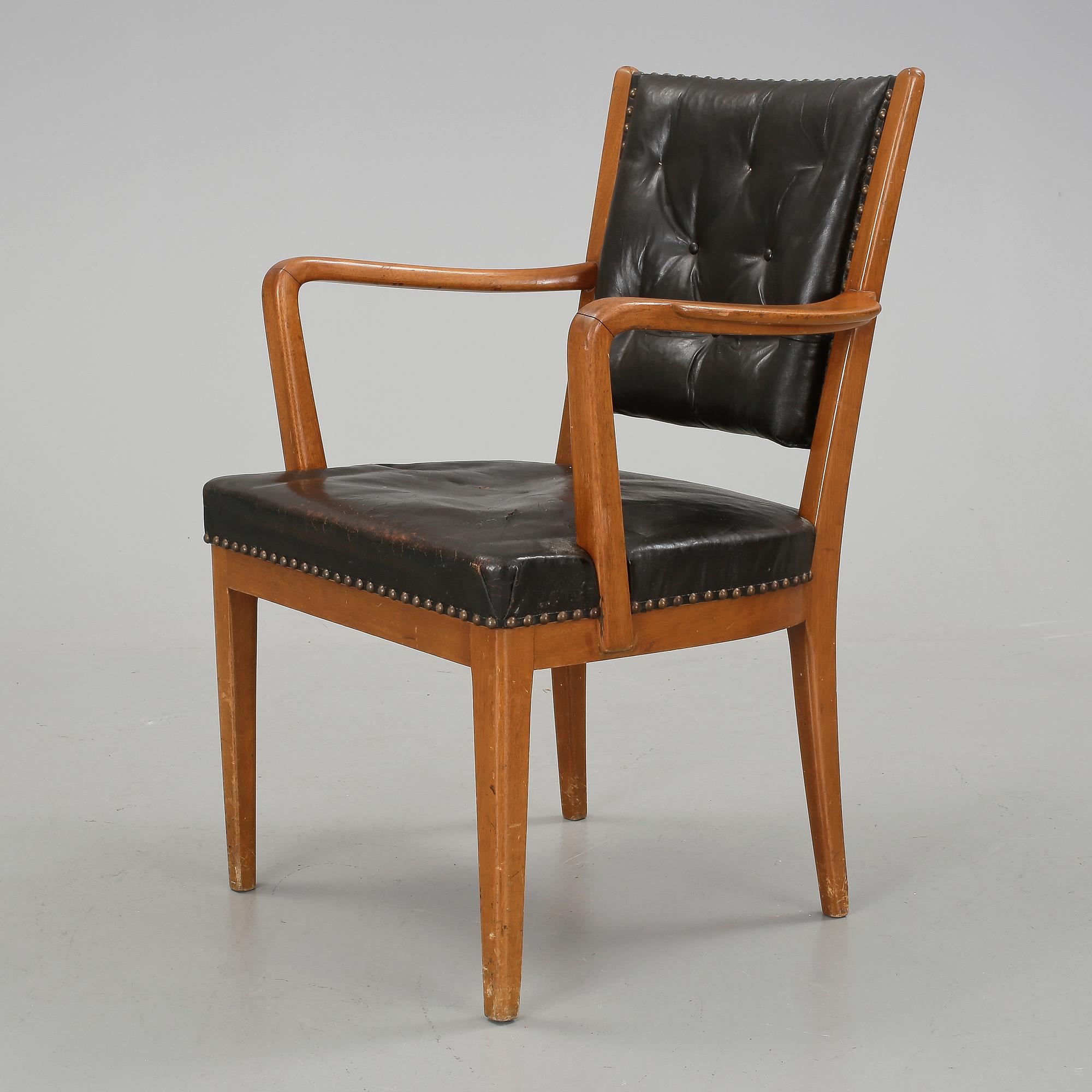 KARMSTOL, 1900-talets början.