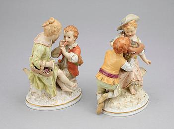 FIGURINER, 2 par, porslin, KPM, 1900-talets första hälft.