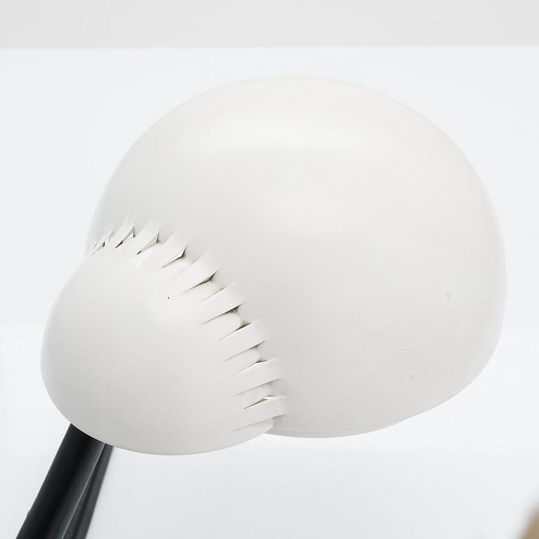 Alvar Aalto, a 'A704' table lamp for Valaistustyö.