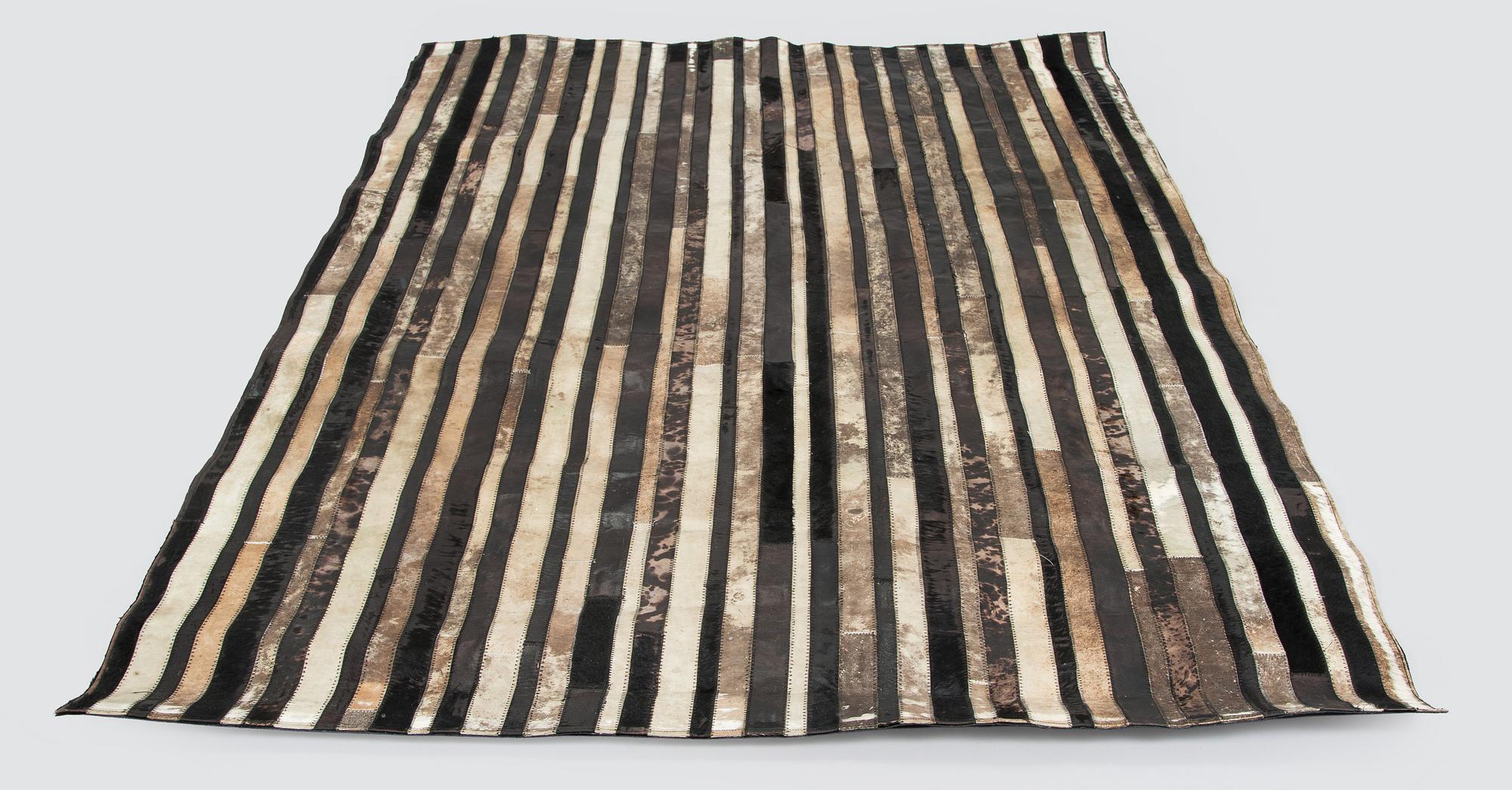 Matta, "Museo", Natuzzi. Ca 170 x 240 cm.