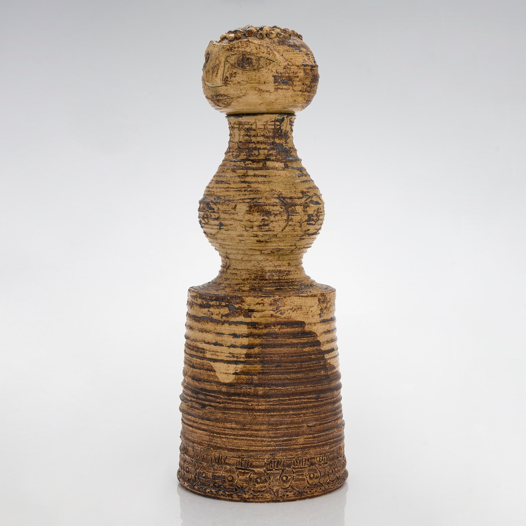 Eija Karivirta, skulptur/vas, stengods, signerad Eija Karivirta Finland.