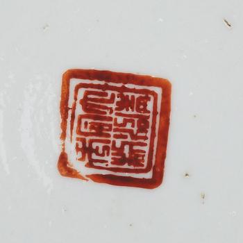 A famille rose table lamp made out of a lantern, and a teapot, dish and jar, late Qing dynasty.