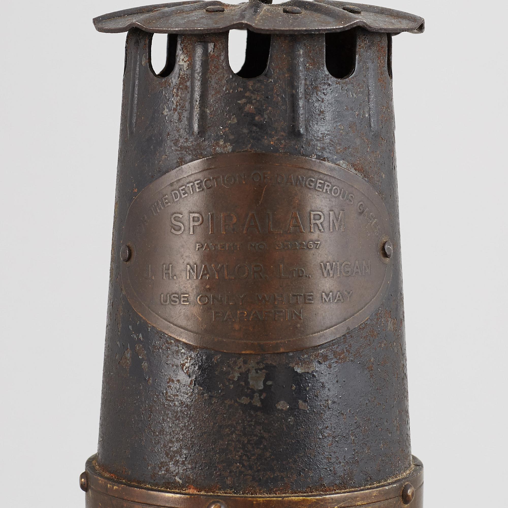 A miners lantern "Spiralarm", England, 20th Century.