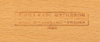 BRUNO MATHSSON, säng/dagbädd, "T 303, BERLIN 60", formgiven 1957 för Karl Mathsson , daterad 1964.