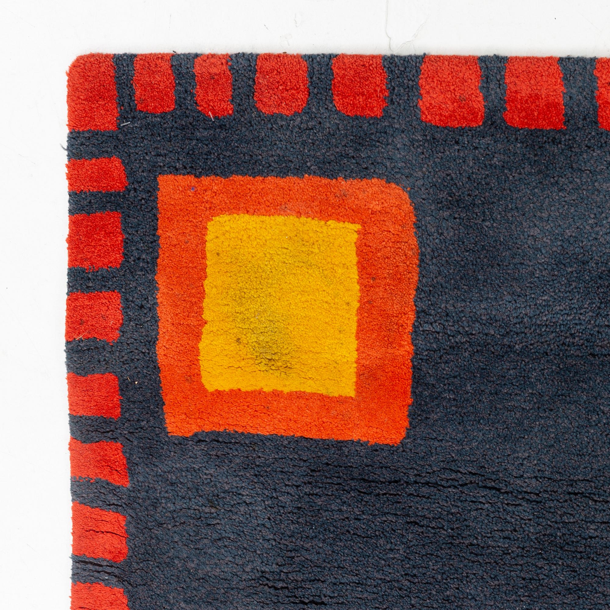Ulrica Hydman-Vallien, a 'Cat' carpet, Kinnasand, limited edition, Nr, 76/100, ca 200 x 200 cm.