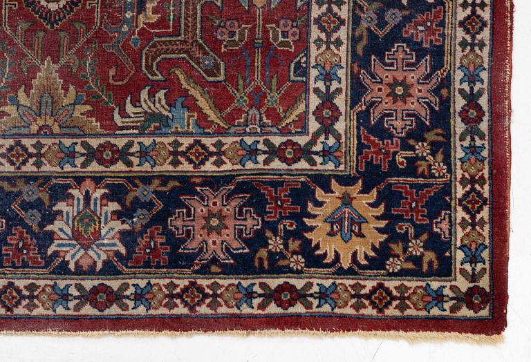 Carpet, oriental, approx. 330 x 214 cm.