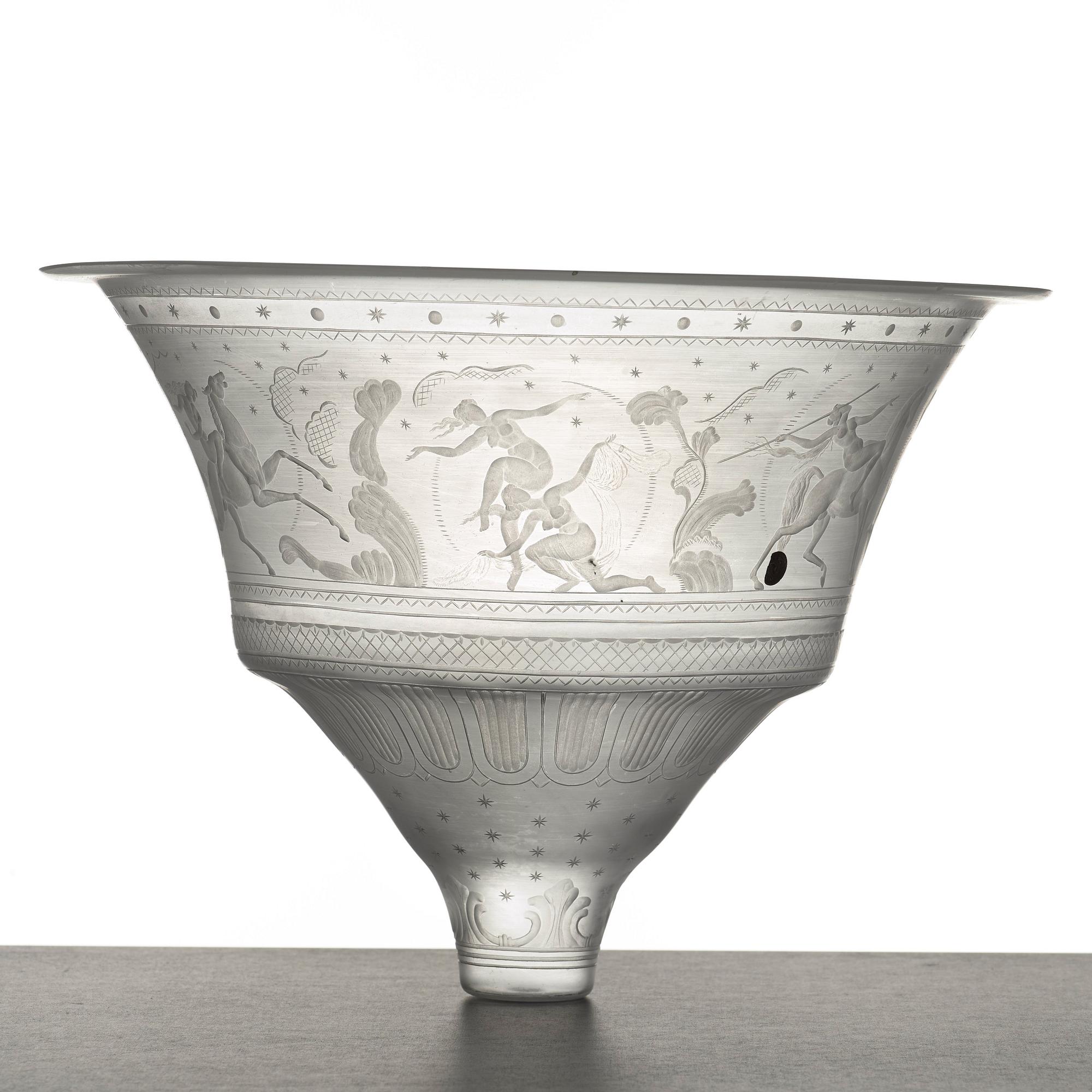 Simon Gate, an engraved glass lamp shade, Orrefors, Sweden 1920.