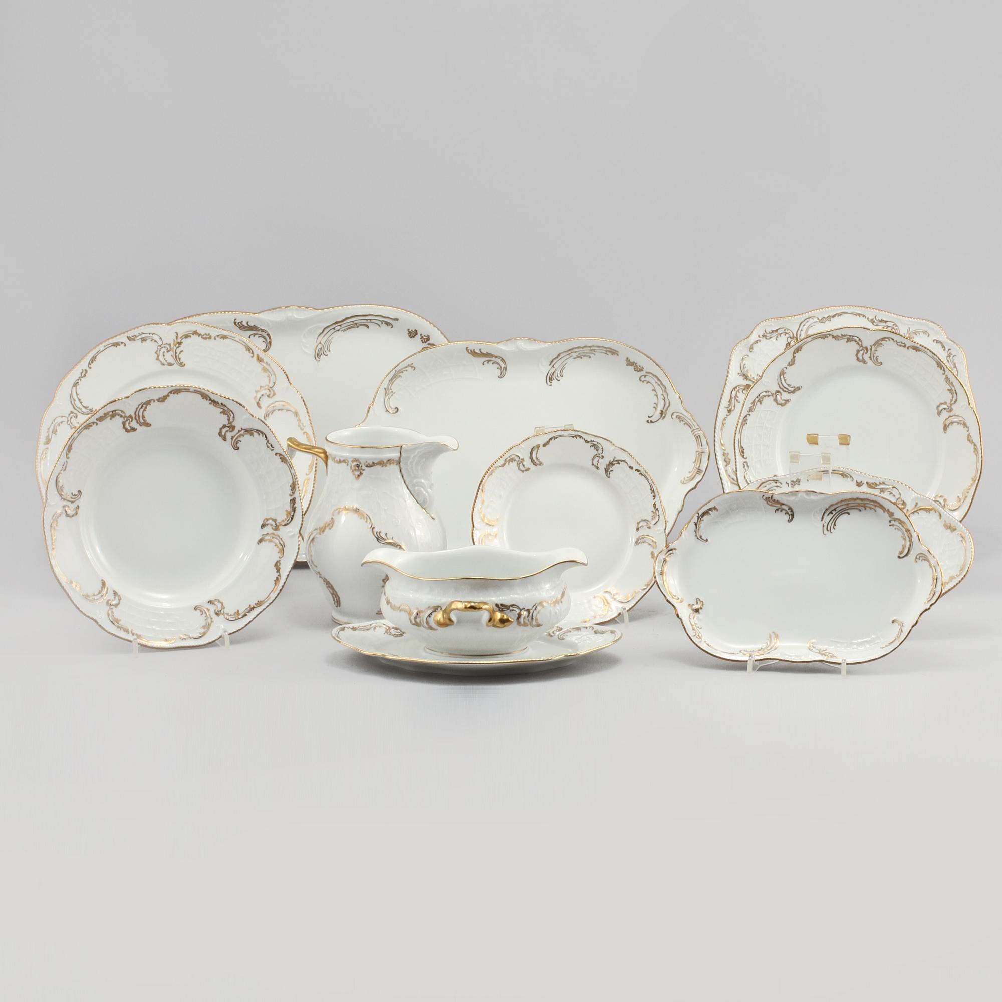 SERVISDELAR, 58 st, porslin, "Sanssouci", Rosenthal, 1900-tal.