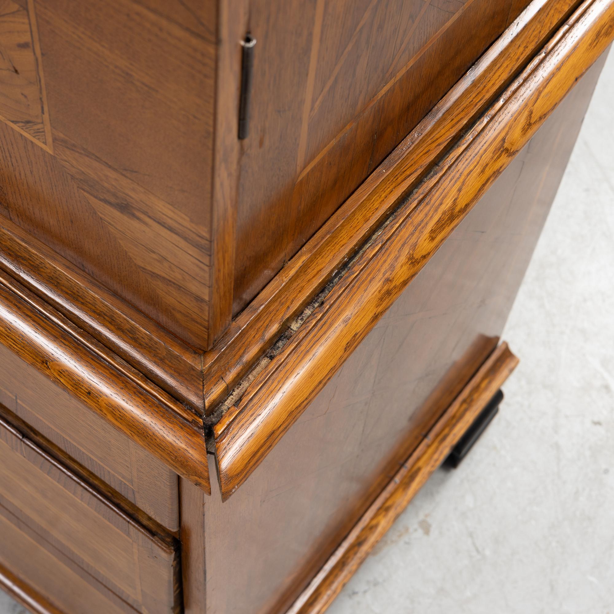 Skåp, senbarock, 1700talets första hälft.