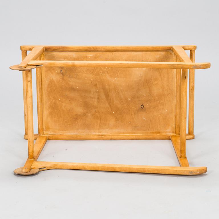 Ilmari Tapiovaara, a 1940's tea trolley for Keravan Puuteollisuus, Finland.