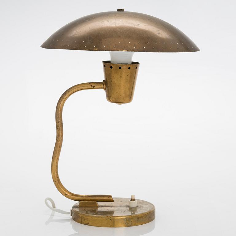 A mid-20th-century 'EV 60' table lamp for Itsu.