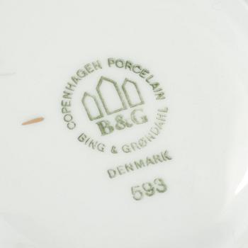 SERVISDELAR, 29+1 delar, porslin, "Måsen", Bing & Gröndahl samt Royal Copenhagen, Danmark, 1900-talets  fjärde kvartal.