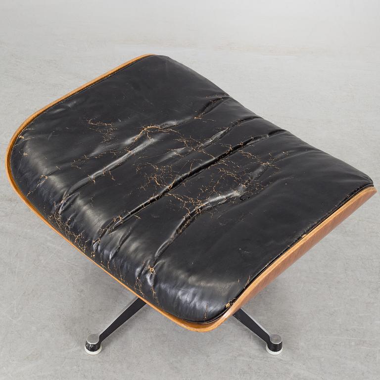 An easy chair and ottoman by Charles & Ray Eames, Herman Miller, USA, produced with licence by Hille, London.