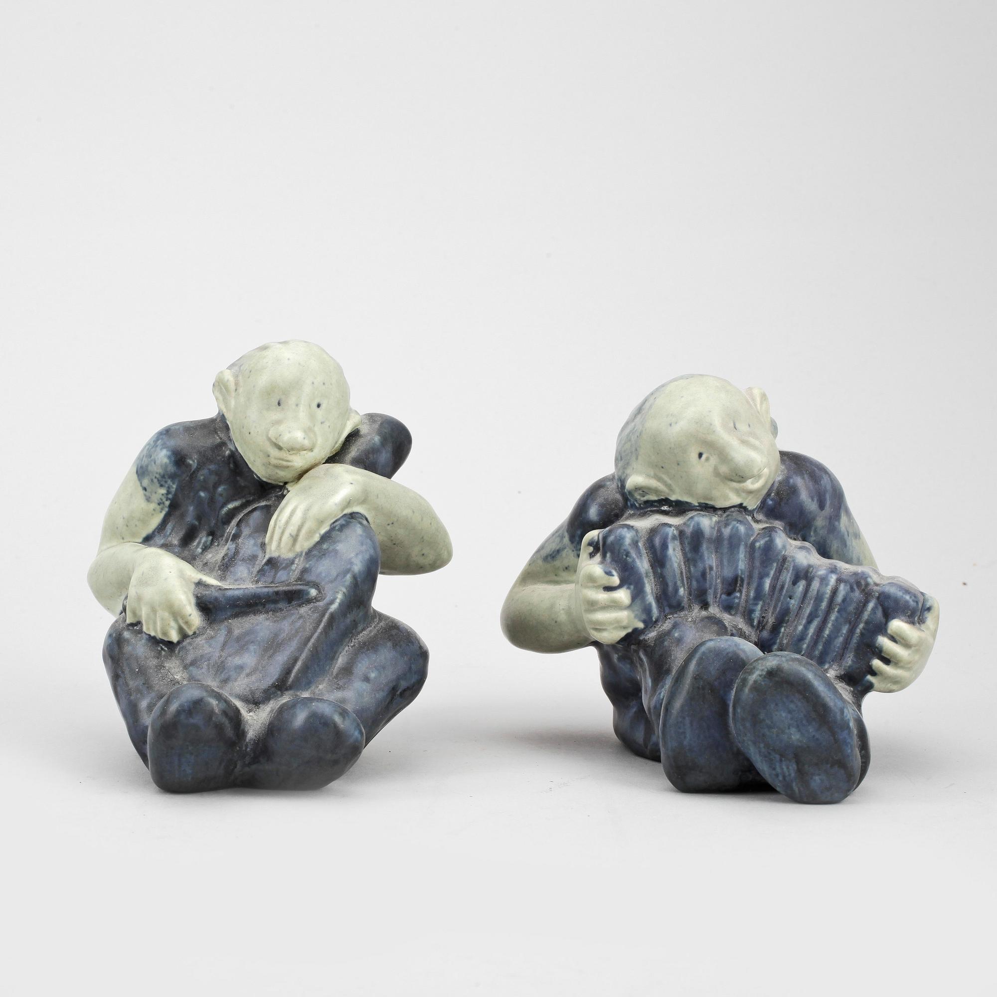 FIGURINER, 2 st, keramik, Åke Holm, Höganäs.