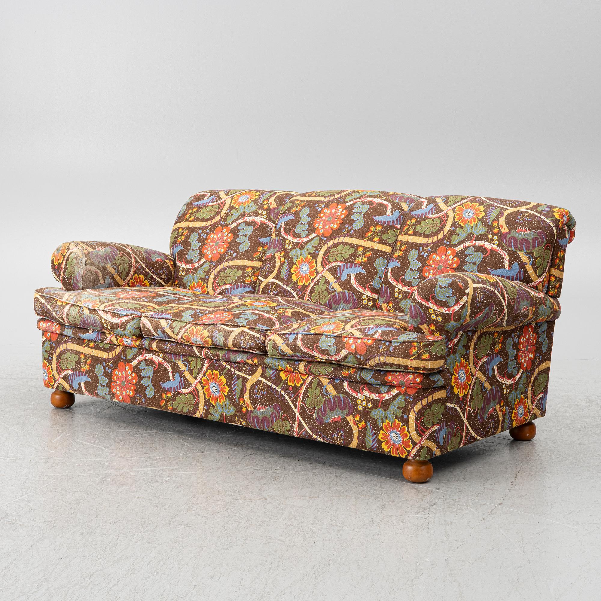 Josef Frank, Soffa, modell 703, Firma Svenskt Tenn.