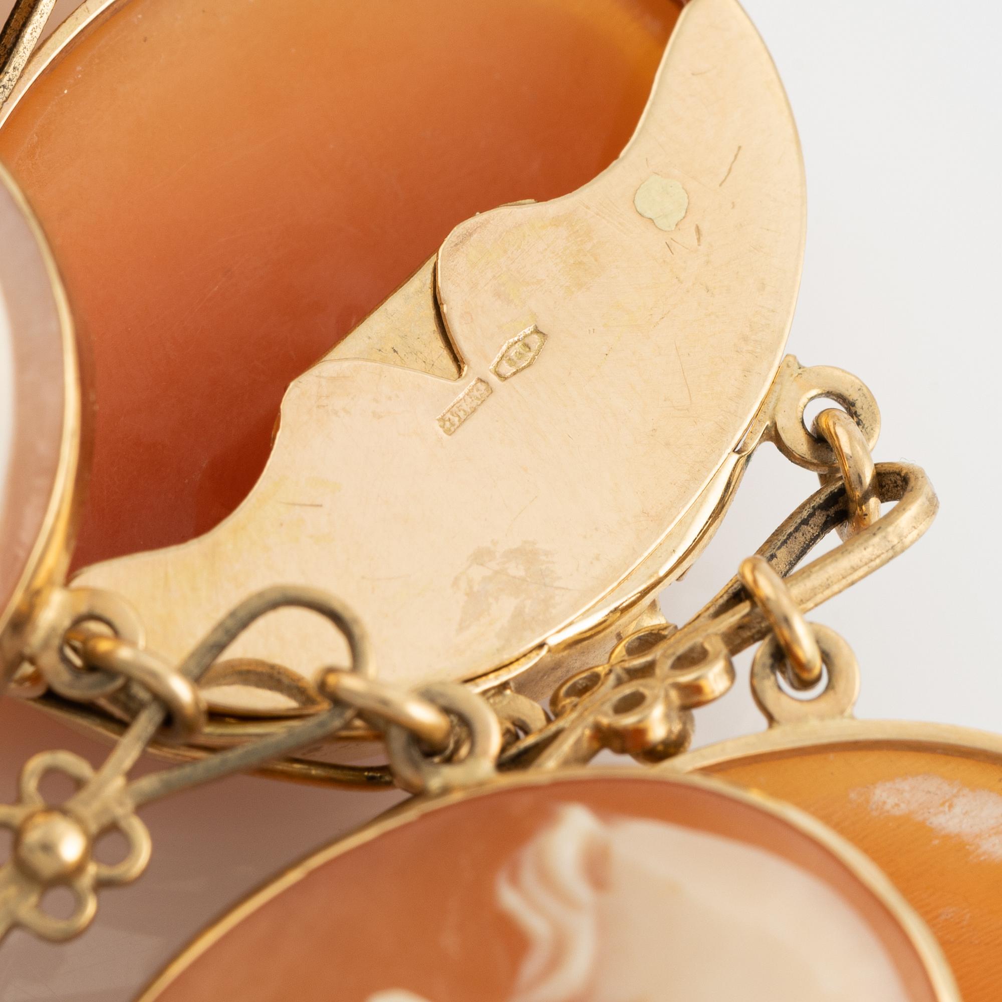 Shell cameo necklace, bracelet and ring.