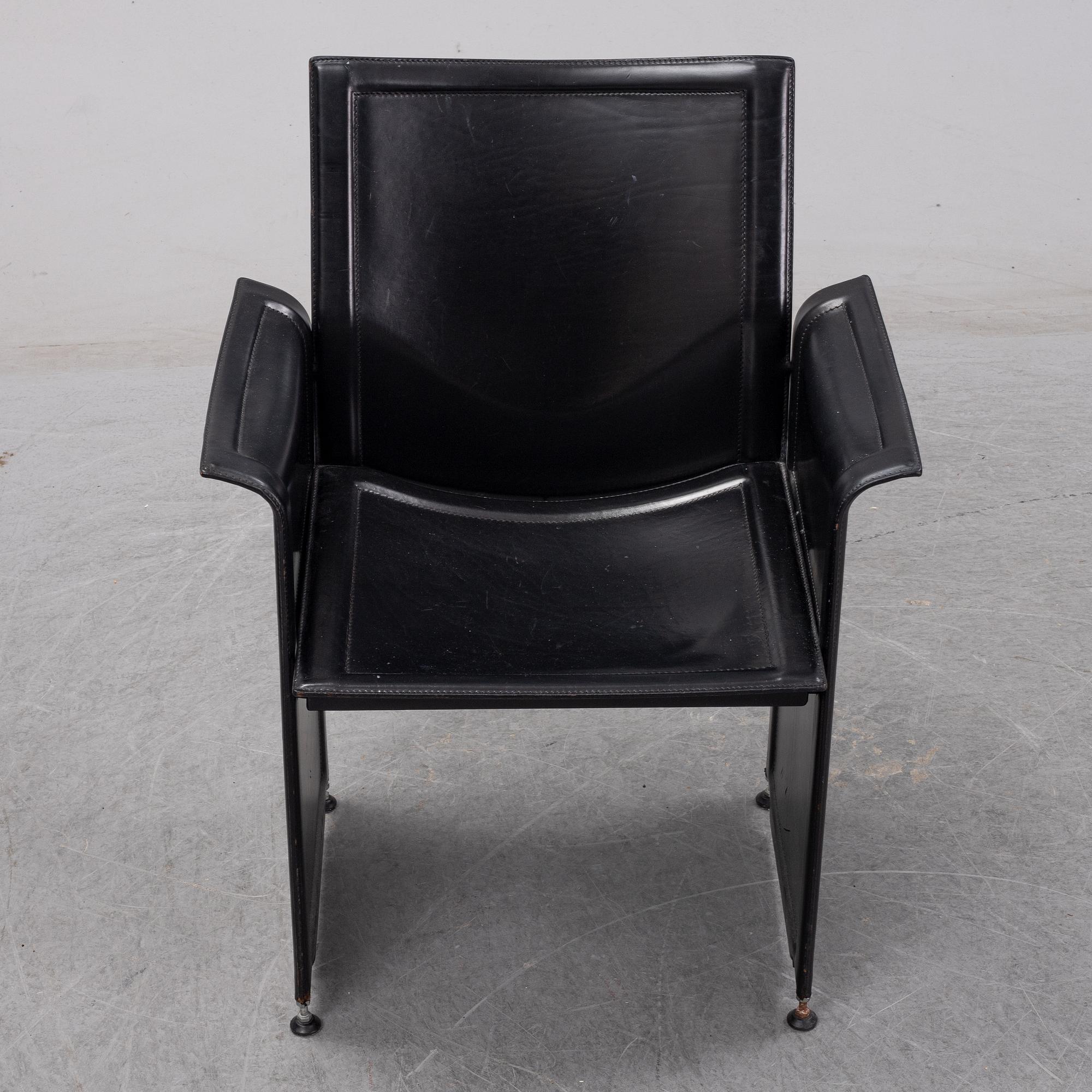 Tito Agnoli, 6 leather 'Korium' chairs.  Matteo Grassi.