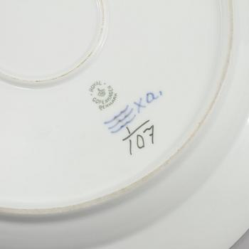 TESERVIS, 31 delar, porslin, "Musselmalet", Royal Copenhagen, 1900-talets andra hälft.