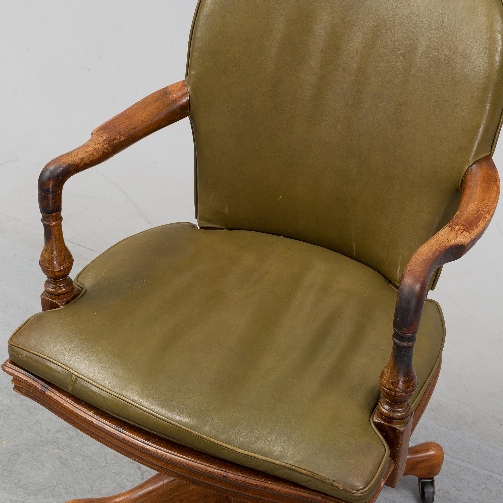 A desk chair, The Sikes Company, Buffalo, New York, first half of the 20th century.