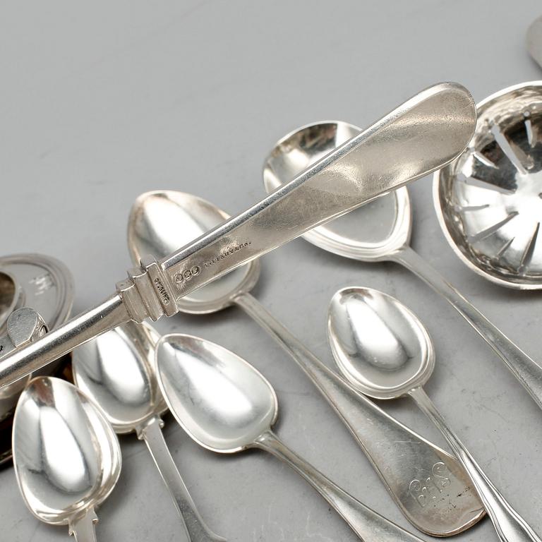 PARTI SILVER, silver, mest Sverige och England, 1800-1900-tal. Totalvikt ca 1200.