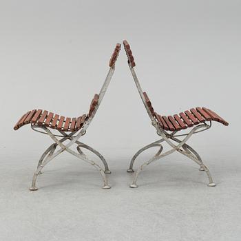 A set of five gardenchairs from the early 20th century.