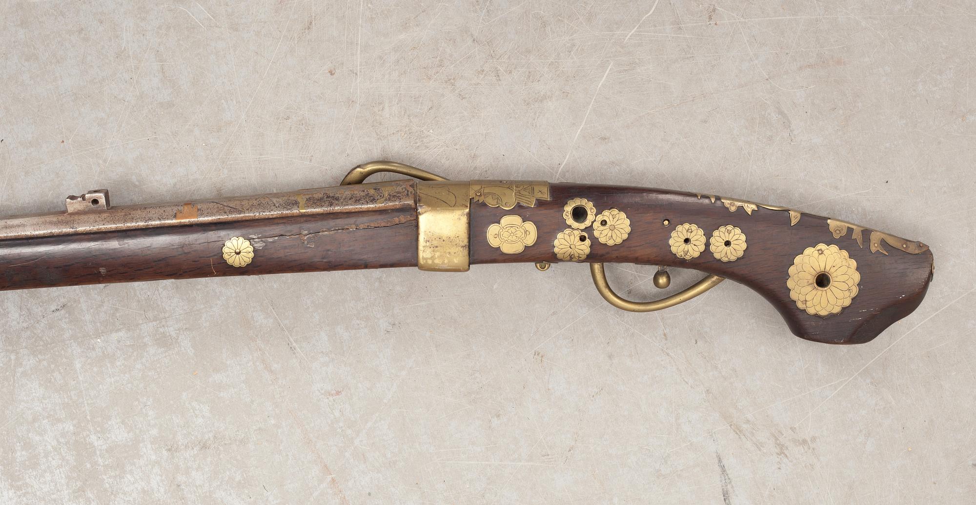 GEVÄR, Teppo.  Japan, 1800-Tal.