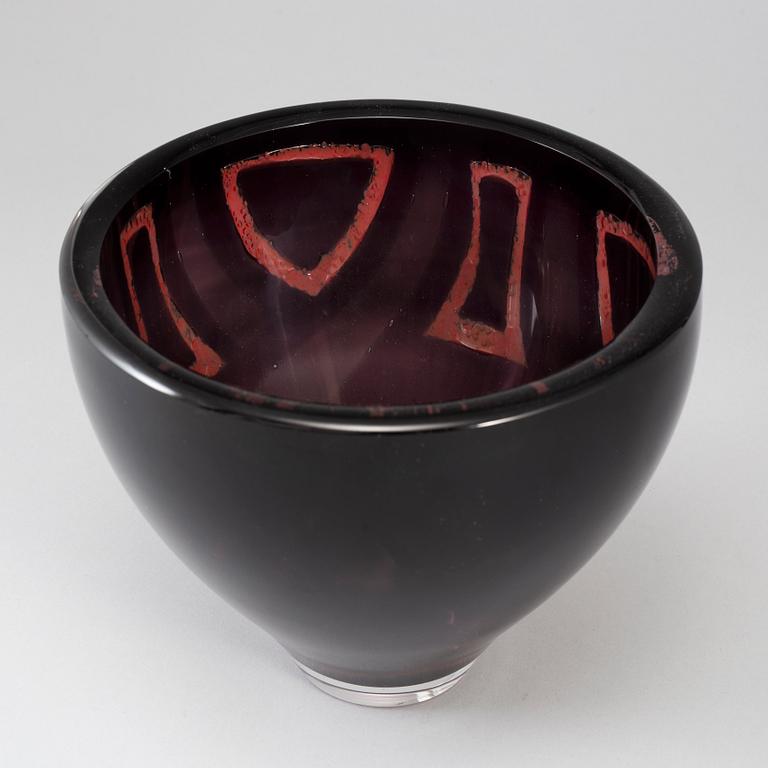 JAN JOHANSSON, a glass bowl, Orrefors, Sweden 1989.