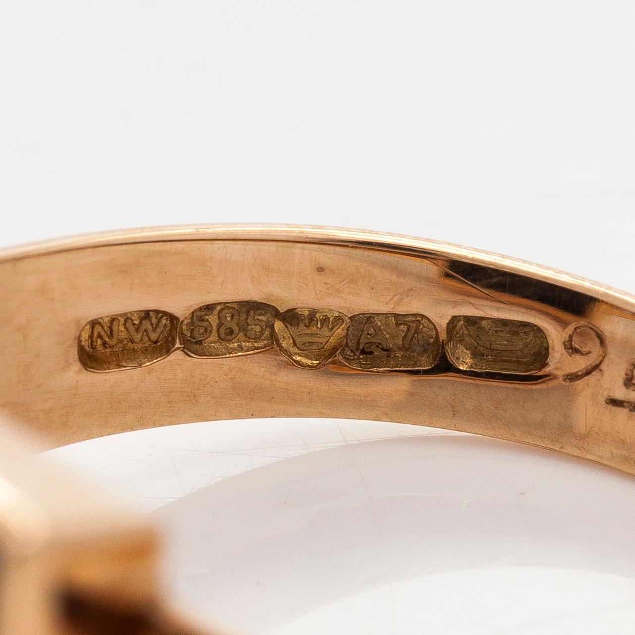 Ring, onyx, 14K gold, Westerback, Helsinki 1954.