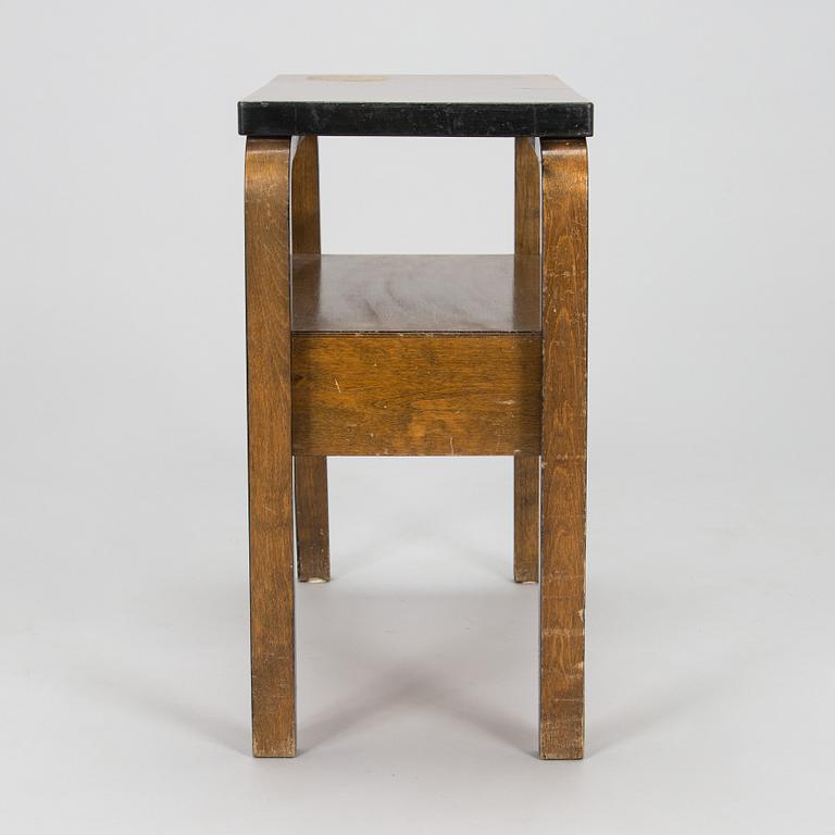 Alvar Aalto, sidobord, modell 87,  O.Y. Huonekalu- ja Rakennustyötehdas A.B. 1930/1940-tal.