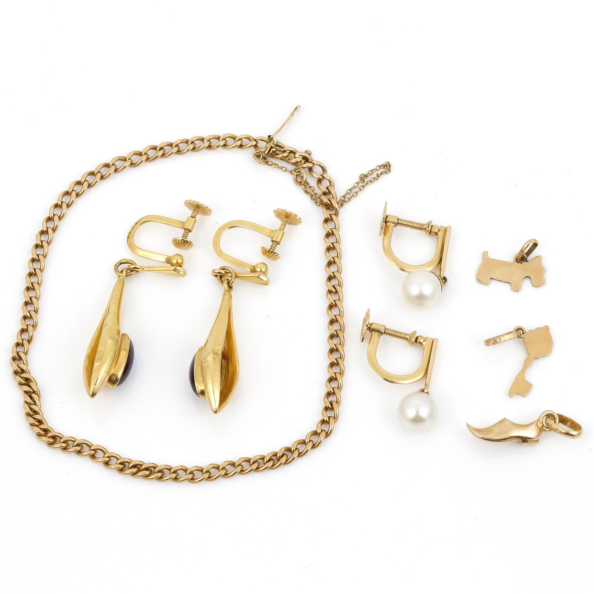 PARTI GULDSMYCKEN, mest 18k, tot ca 10 g.