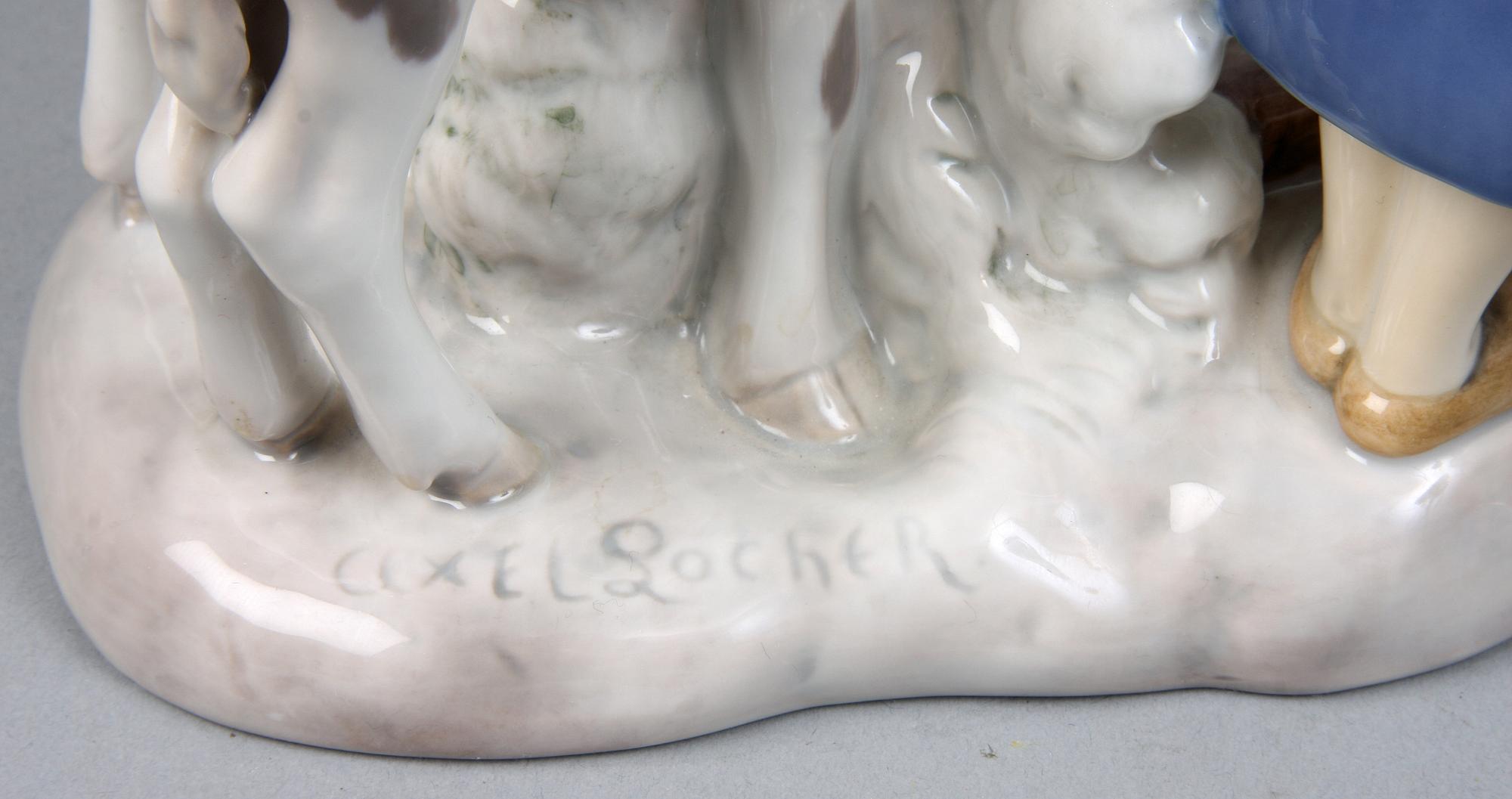 FIGURINER, 2 st, porslin, Bing & Gröndal samt Kongl. Dansk.