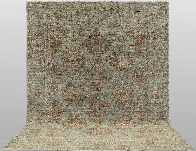 Rug, Zigler Design, 307 x 248 cm.