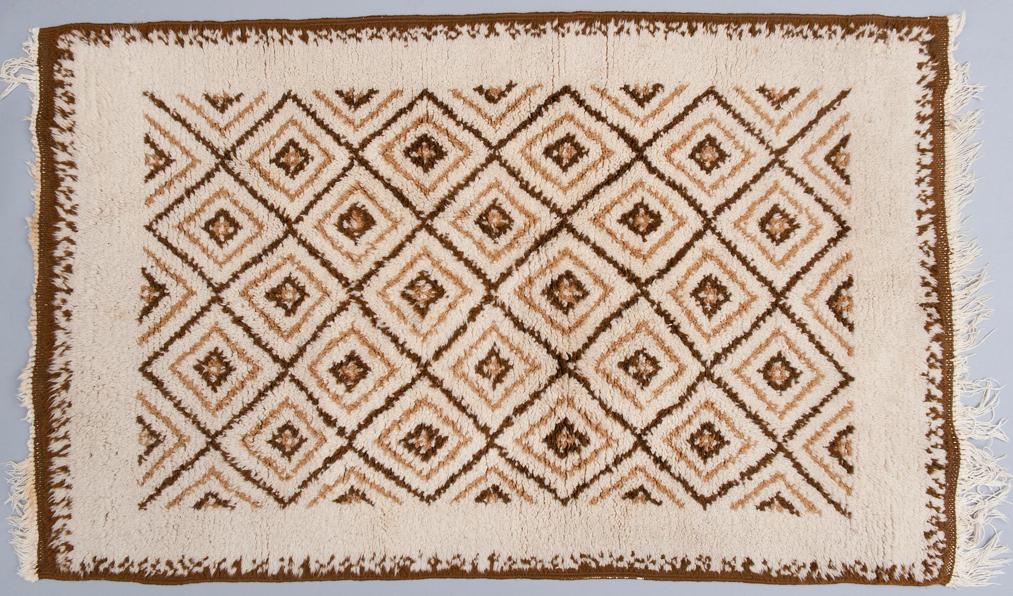 MATTA, Ben Quarain, Marocko. Ca 182x113 cm.