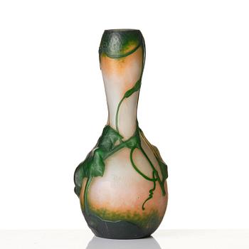 Daum Frères, an Art Nouveau soufflé glass vase, "Coloquinte en fleurs", Nancy, France, ca 1906-1907.