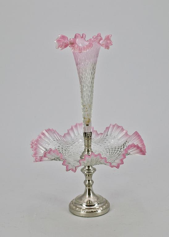 UPPSATSSKÅL, glas och vitmetall. 1800-talets slut.