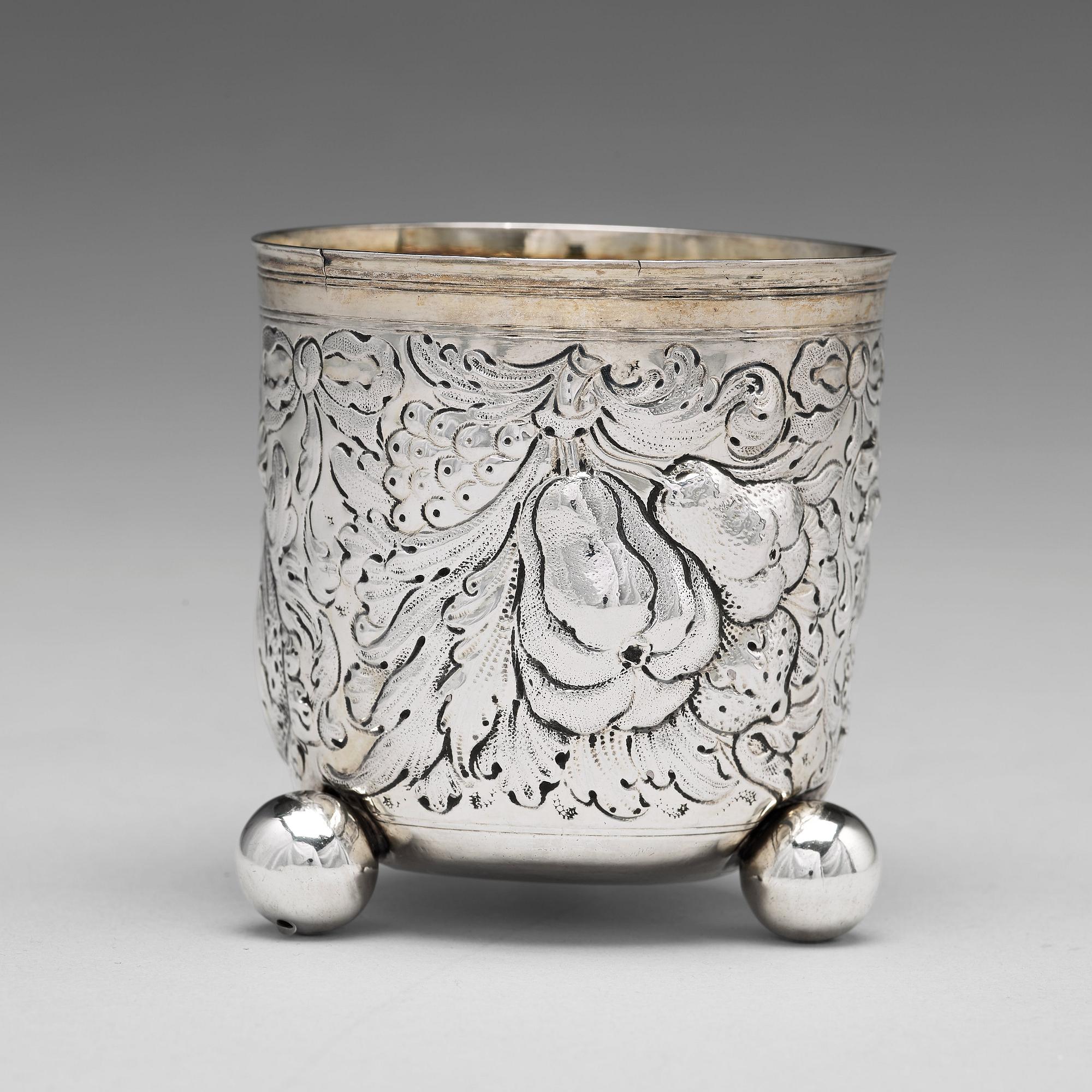 Georg Daniel Dürsch, bägare på kulfötter, silver, Nürnberg (verksam 1668-1721. Barock.