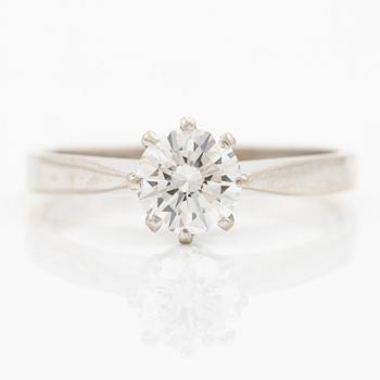 Ring in 18K white gold set with a brilliant-cut diamond weighing 0.84 ct according to the engraving.